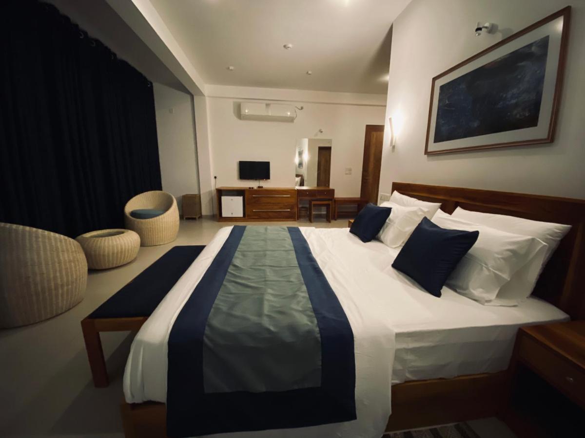 Hotel The Lighthouse Negombo Exteriér fotografie